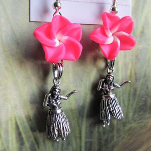 SilverPlated Island Dancer Earring w/dangling legs